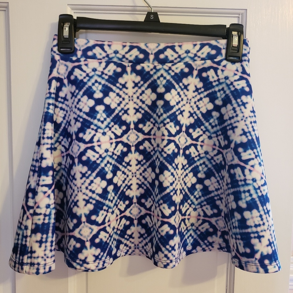 Colorful, short skirt